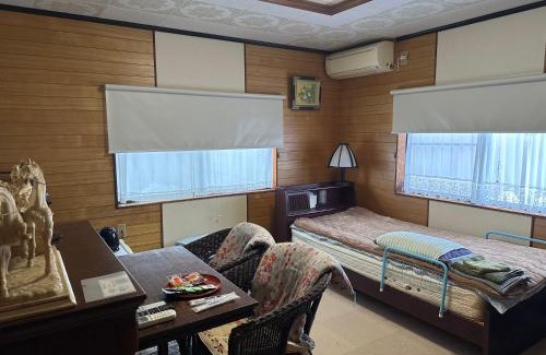 Itoigawa Hotel | LiveCafe & Hotelひすいの海