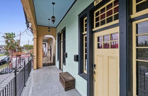 Bywater Apartment | Lively Bywater/St Claude Apt w/Balcony