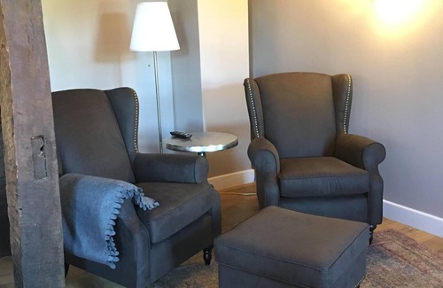 Dassel Apartment | Living in the mill building, surrounded by green meadows.