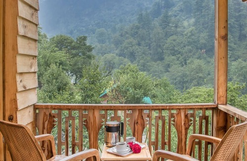 Banjar Cottage | LivingStone River view Cottages in Tirthan valley