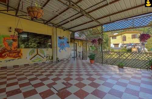 Jhajra Hotel | LivingStone The Village Hotel Standard Room