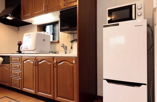 Shijo Cottage | LJ INN ShijoOmiya Hanare Single-story detached house in the center of Kyoto City.