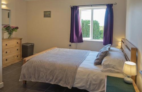 Letterston House | Llainfawr Cottage Apartment Fishguard