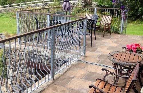 Dolgellau Cottage | LLETY'R BUGAIL, family friendly, with a garden in Dolgellau