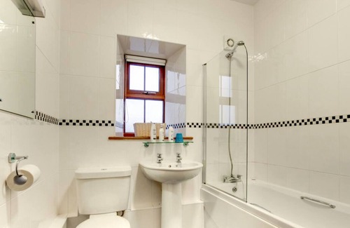 Glandyfi House | Llety'r Graig in the beautiful Talybont