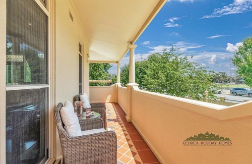 Echuca House | Llewoh on Crofton