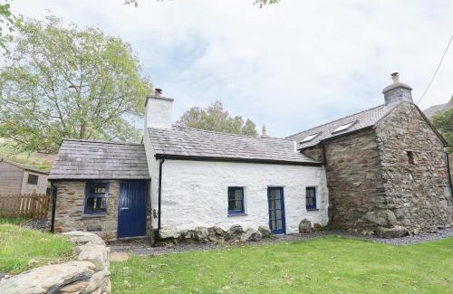 Nant Peris House | Llwyn Bedw