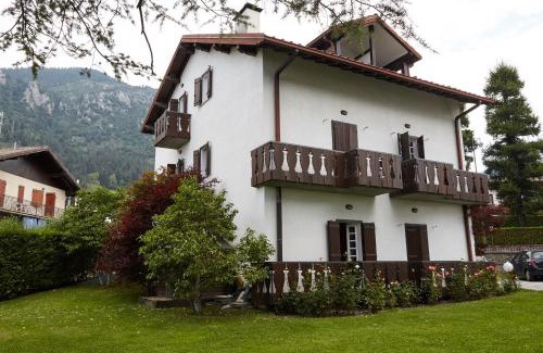Castione della Presolana Hotel | Lo Chalet