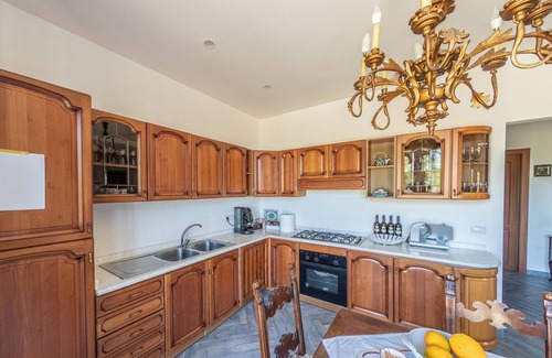 Lioni House | Lo Specchio Di Alice