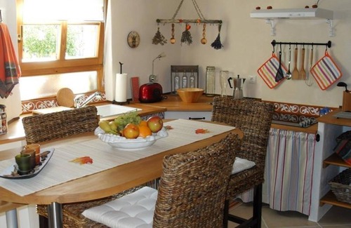 Gimmeldingen Apartment | Loblocher Max and Moritz - apartment/apartment, shower, toilet, non-smoking