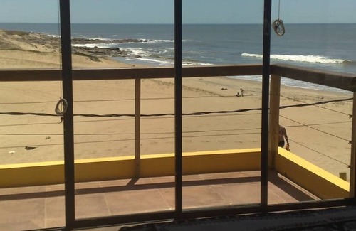 Punta del Diablo House | LOBOS DE MAR house pdd