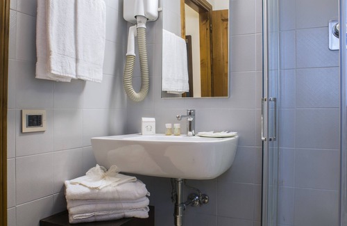 Santa Maria degli Angeli Hotel | Locanda Giustini