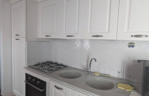 Viareggio House | Located 800 meters from the promenade, the sea and close to the train station