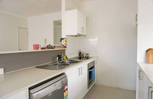 Indooroopilly Apartment | Located in the heart of Indooroopilly