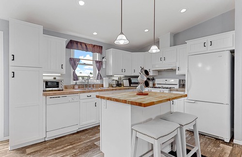 Hermosa House | Located near Mt. Rushmore, the Black Hills, Badlands National Park & more!