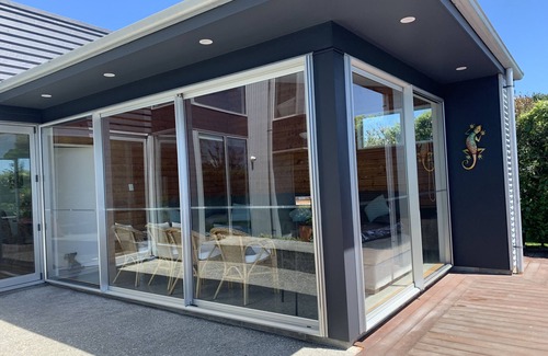 Martinborough House | Location, Location, Location.nLuxury living so close to Town Square