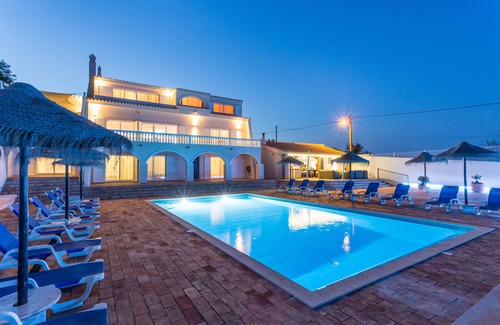 Luz Villa | LOCATION LOCATION LOCATION !