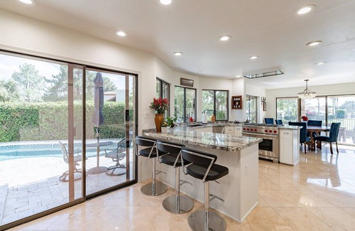Paradise Valley House | LOCATION! Resort Oasis! Close to hiking, golf, shopping, restaurants!