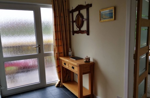 Salen House | Lochside in a beautiful setting, with stunning water front views of Lochshiel.