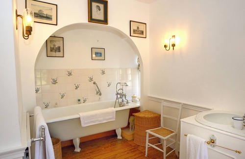 Elgin Cabin | Lochside Luxury: Historic Home with Stunning Scottish Woodland Views