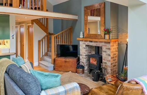 Salton House | Lockwood Barn