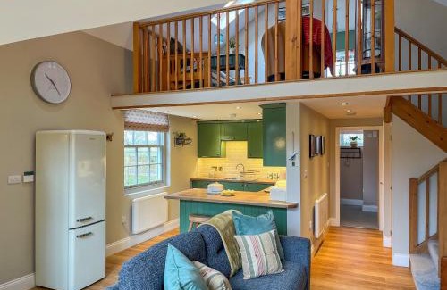 Salton House | Lockwood Barn