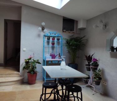 Semur-en-Auxois Apartment | LocN'roll
