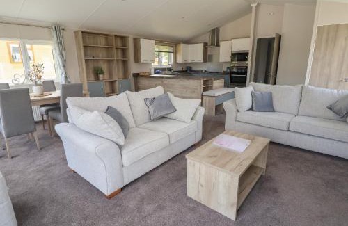 Saint Asaph House | Lodge 3