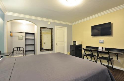 Stockton Hotel | Lodge at 32nd
