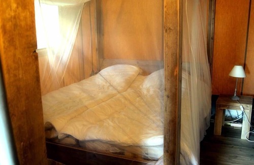 Laure-Minervois Apartment | LODGE SAFARI TENT GRENACHE