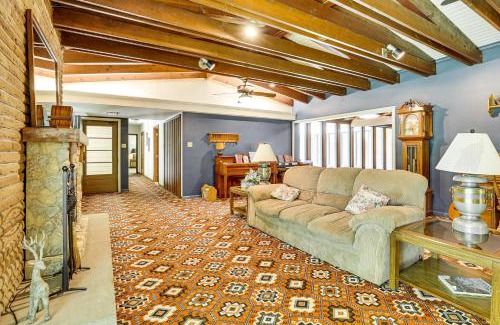 Coshocton House | Lodge-Style Home in Coshocton with Spacious Yard