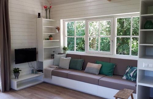 Hazerswoude-Rijndijk Cabin | Lodges near the Rhine - Sustainable Residence