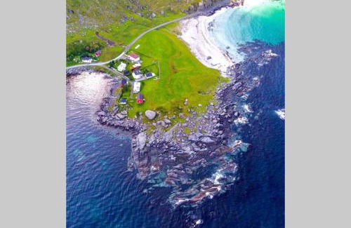 Flakstad House | Lofoten- Enjoy the Nature-With a beautiful beach