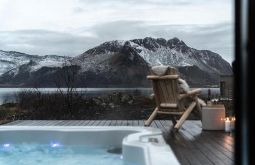 Vagan House | Lofoten Panorama Lodge - Jacuzzi & Sauna