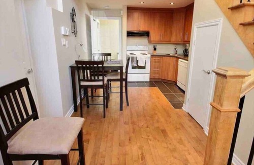 Bellerive Apartment | Loft 16 foot ceiling +mezzanine