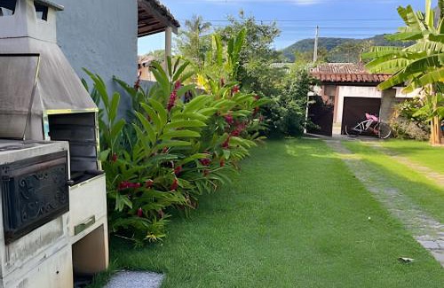 Centro Comercial House | Loft a 300m da praia do Perequê