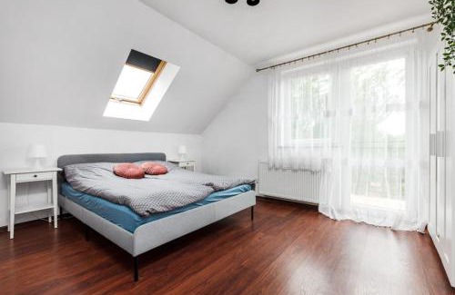 Szemud Apartment | Loft Apartment - Year-Round Lakefront Apartment in Kamień Only 30 Minutes from Gdańsk and Gdynia
