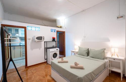 La Saidia Apartment | Loft Economico Cerca del Centro 1 Domitorio y Sofa cama 4pax AC
