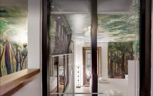 Saint-Merri Apartment | Loft HeartofParis, Marais,Chatelet, Beaubourg CLIM
