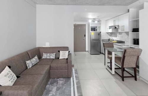 Curridabat Apartment | Loft Ifreses Curridabat con cama King Size y A/C