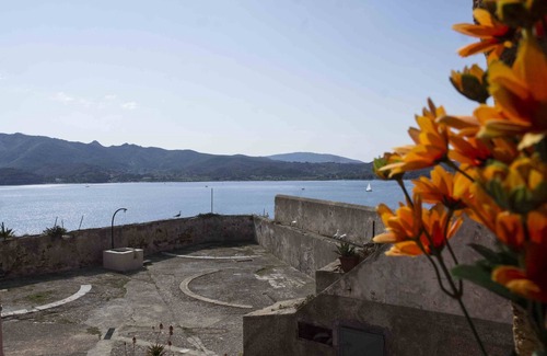 Portoferraio Old Town House | Loft in Forte Stella, built by Cosimo de' Medici in the 16th century