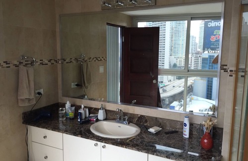 Marbella Apartment | Loft in Grand Bay Tower, Piscina Sauna Gym