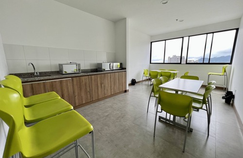 Manizales Apartment | Loft in Santander Avenue + Mountain view