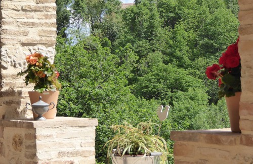 Castelcucco Ski Chalet | Loft in the woods, in the hills near Asolo, an hour's drive from Venice.