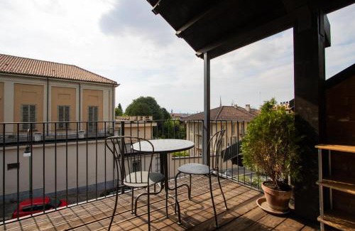 Borgo Po Apartment | Loft La Magnolia-Centro città-Terrazza-WIFI
