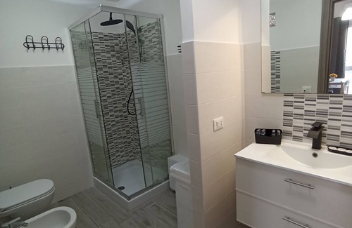 Frattocchie House | LOFT located in Santa Maria delle Mole, (Marino) near the airport of Ciampino.