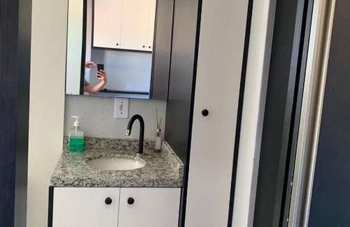 Enseada Apartment | Loft na Prainha com vista do mar 70 metros da praia