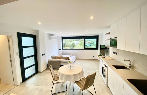 Vallpineda Apartment | Loft Rodeado de Tranquilidad