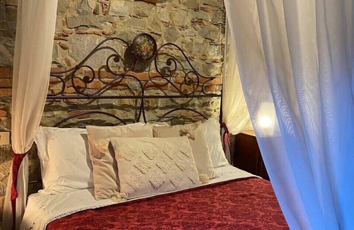 Sambuca Apartment | Loft surrounded by greenery, Garfagnana