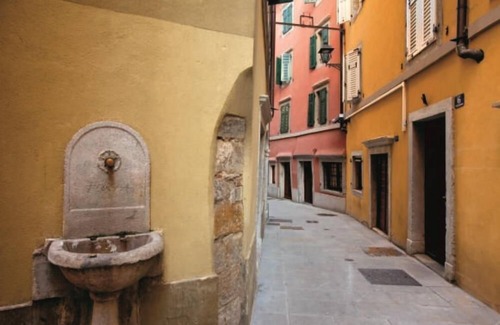 Citta Nuova-Barriera Nuova-San Vito-Citta Vecchia Apartment | Loft studio in downtown WIFI FREE!